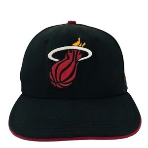 New Era's NBA Miami Heat Fitted Size 7 Black and Maroon Basketball Wool Cap